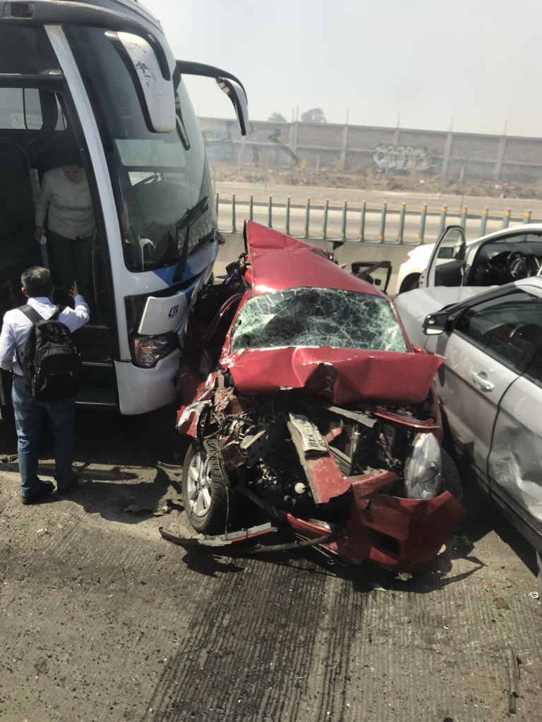 Incendio de pastizales provoca carambola en la autopista México-Puebla - carambola-mexico-puebla-3