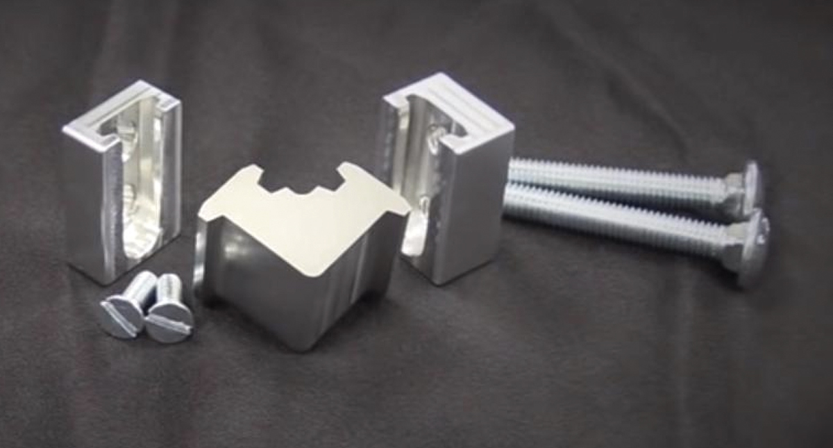 Estudiantes crean sistemas de seguridad contra tiroteos en EE.UU. - cerradura