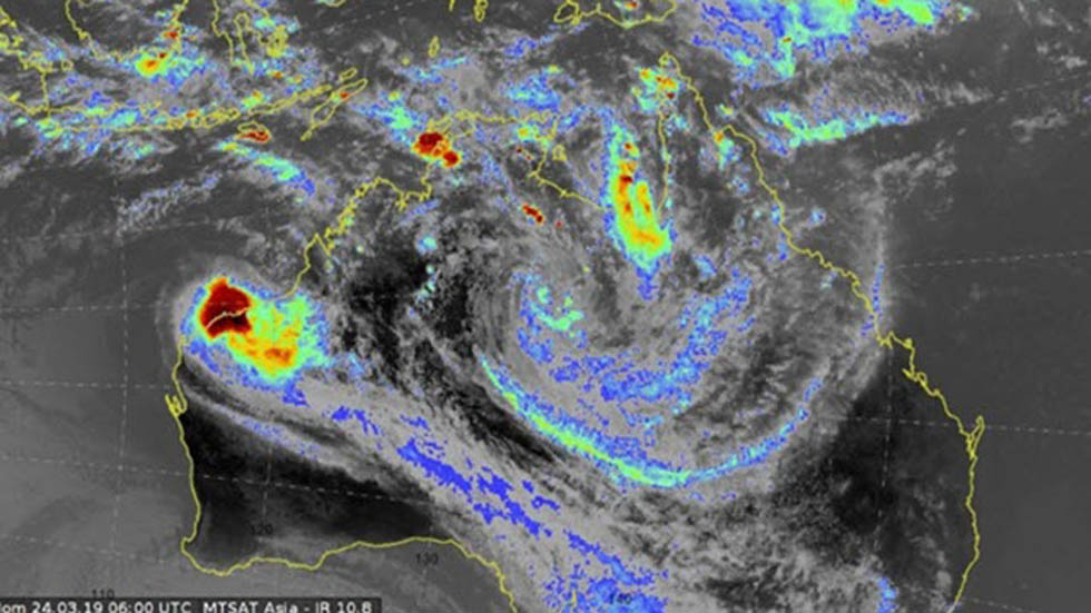 Australia sufre embate de segundo ciclón 'severo' - ciclones-trevor-y-veronica-en-australia