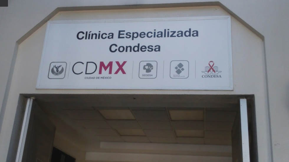 Activistas recuperan control de Clínica Especializada Condesa