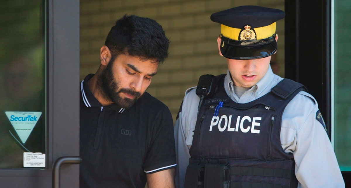 Ocho años de cárcel a chofer que arrolló autobús de hockey en Canadá