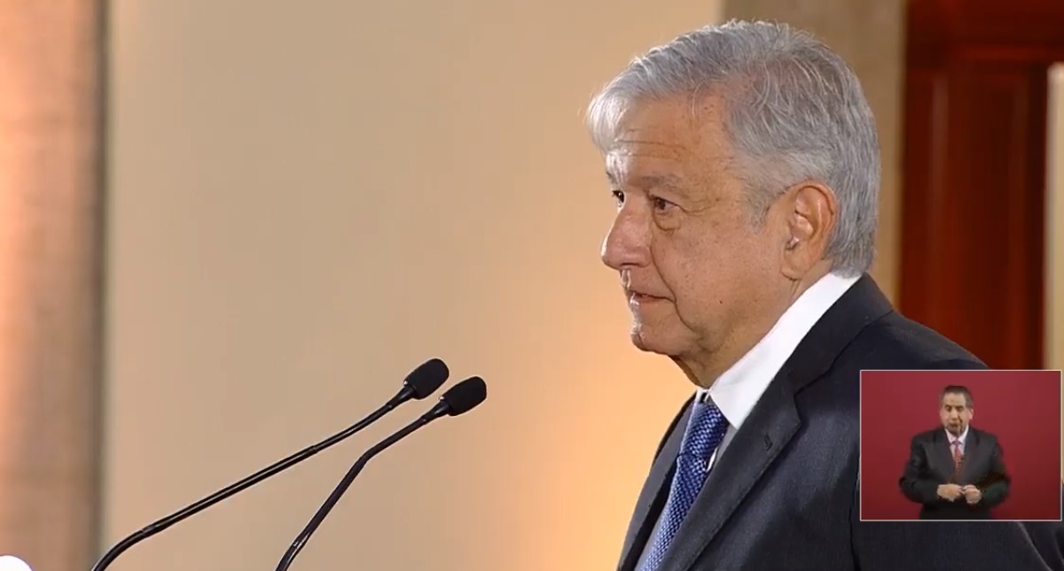 López Obrador llama al debate a la CNTE López Obrador llama al debate a la CNTE