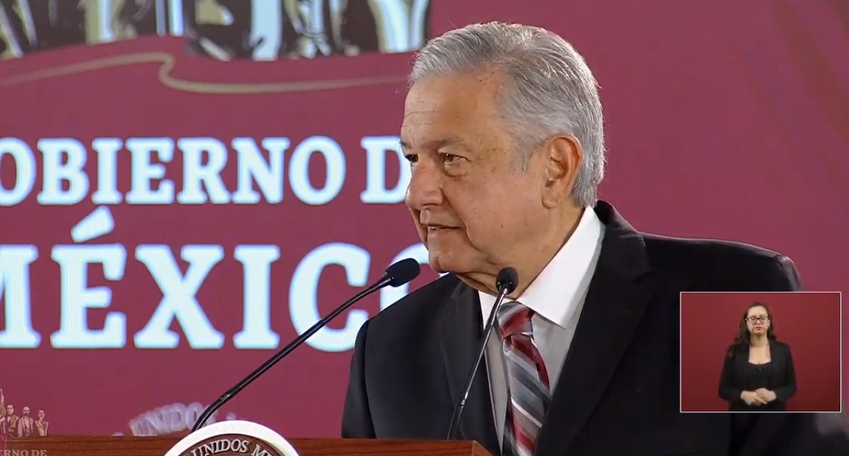 “Estamos cumpliendo nuestro compromiso”: AMLO envía mensaje a maestros