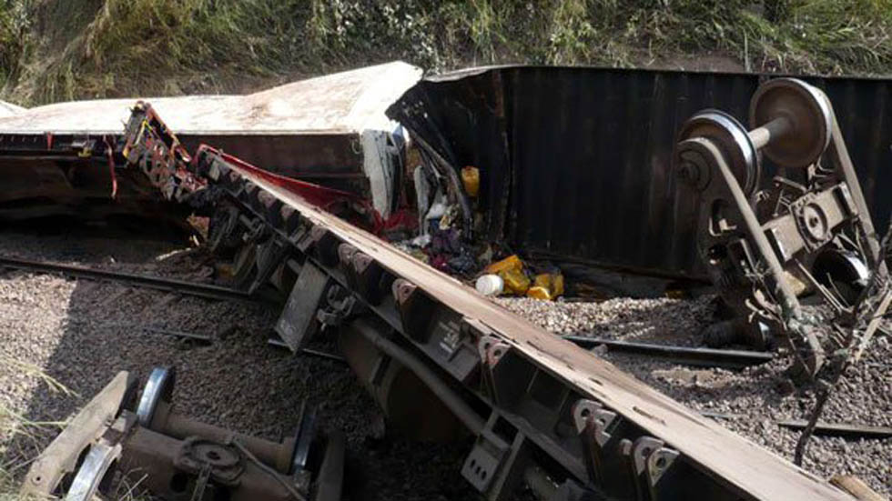 Mueren 28 personas al descarrilar tren en RDC