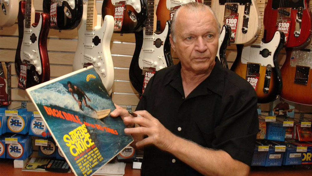 Muere el guitarrista Dick Dale a los 81 años
