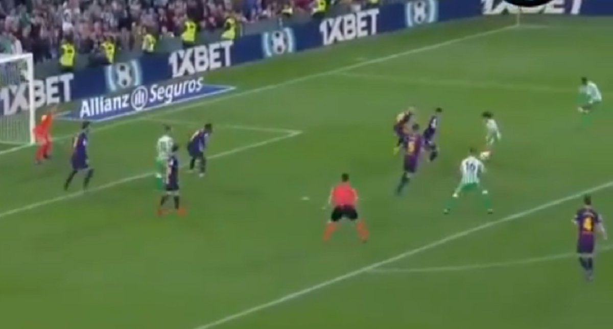 Asistencia de Diego Lainez contra Barcelona