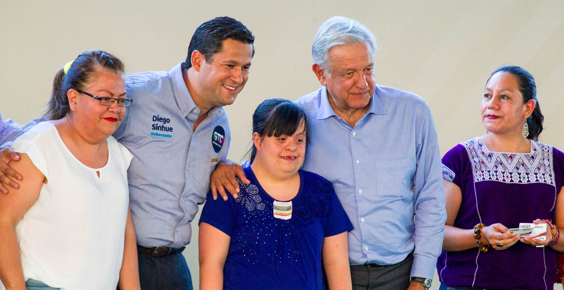 "La libró Diego": López Obrador sobre apoyo a gobernador de Guanajuato - diego-sinhue-rodriguez-lopez-obrador-amlo-guanajuato