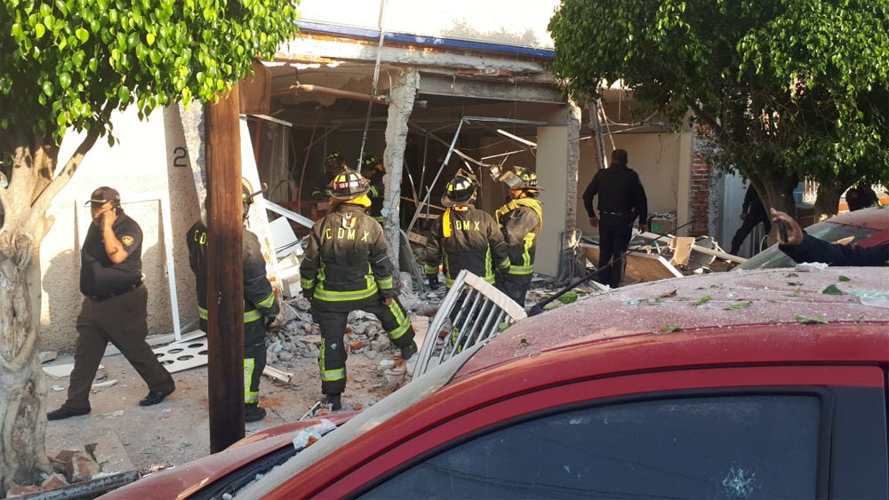 Explosión en clínica deja 16 heridos en Venustiano Carranza