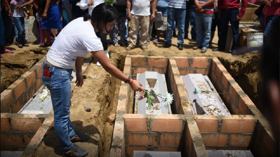 Cae líder de Los Zetas en Coatzacoalcos - funeral-de-familia-asesinada-a-balazos-en-coatzacoalcos-en-junio-de-2017