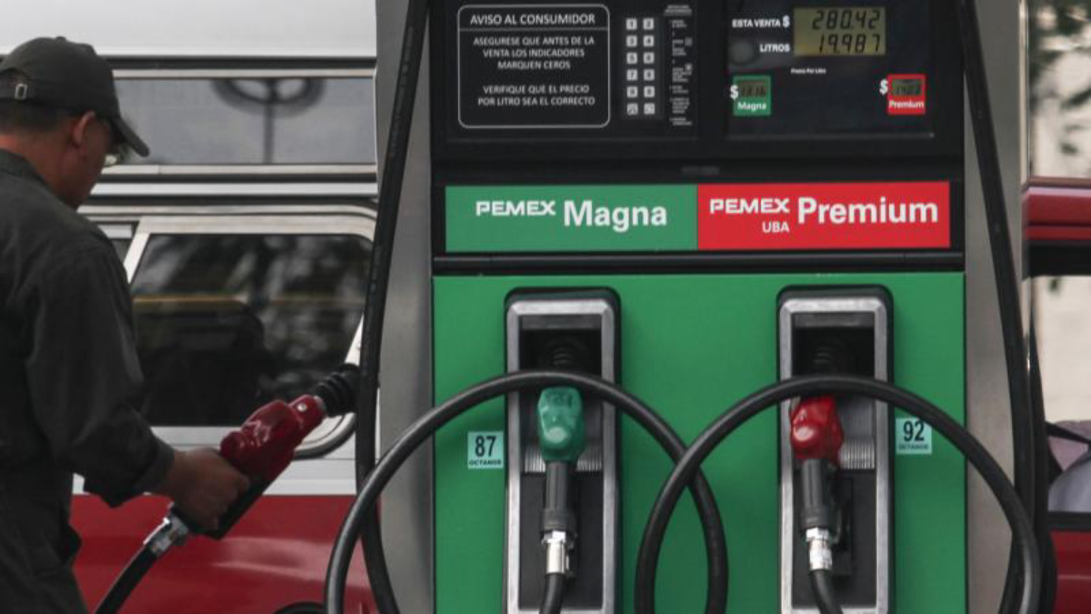 Profeco llama a denunciar gasolineras a través de WhatsApp