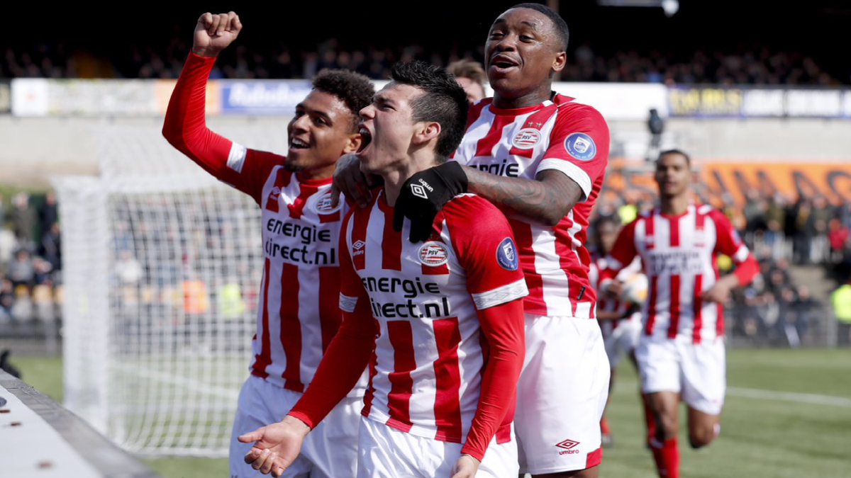 Con gol del Chucky Lozano, el PSV se mantiene como líder de la Eredivisie