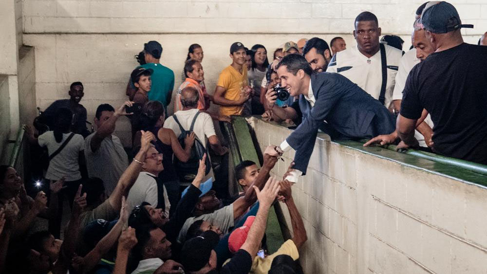 Guaidó activa la “Operación Libertad” para sacar a Maduro del poder