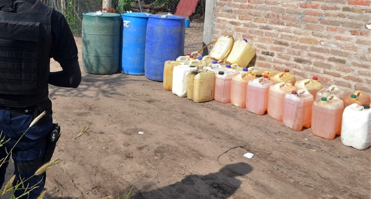 Aseguran mil 440 litros de hidrocarburo en Jalisco