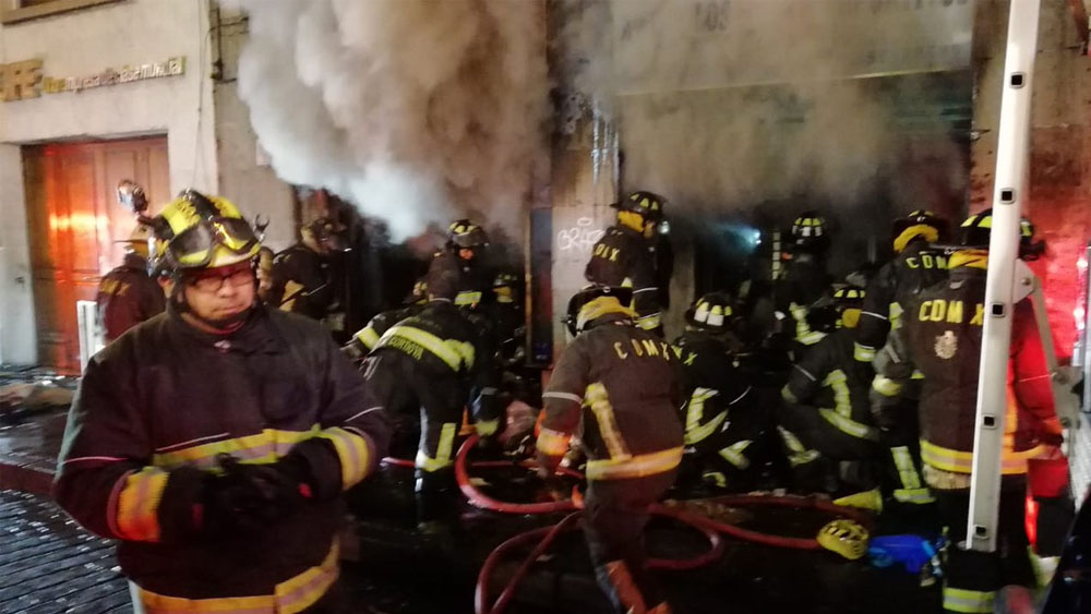 Incendio en negocio del Centro Histórico