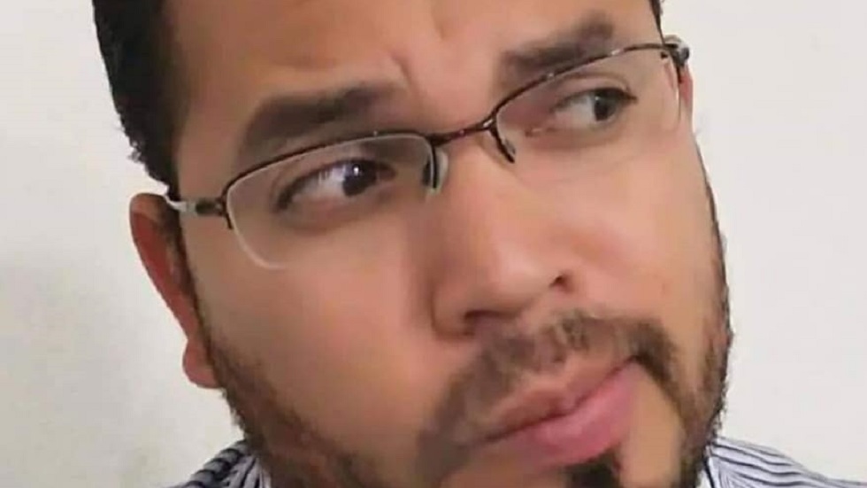 Cesan a funcionario de ayuntamiento de Oaxaca por golpear a su ex novia - ivan