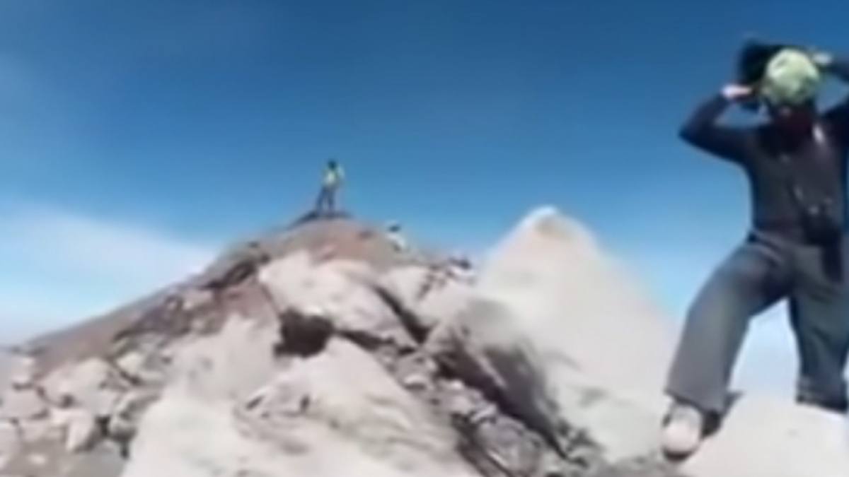 Protección Civil busca a quienes se grabaron en el Popocatépetl