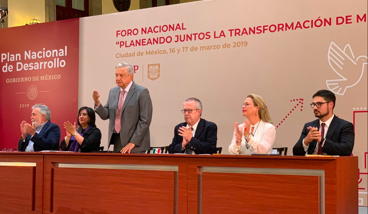 López Obrador declara abolido el modelo neoliberal
