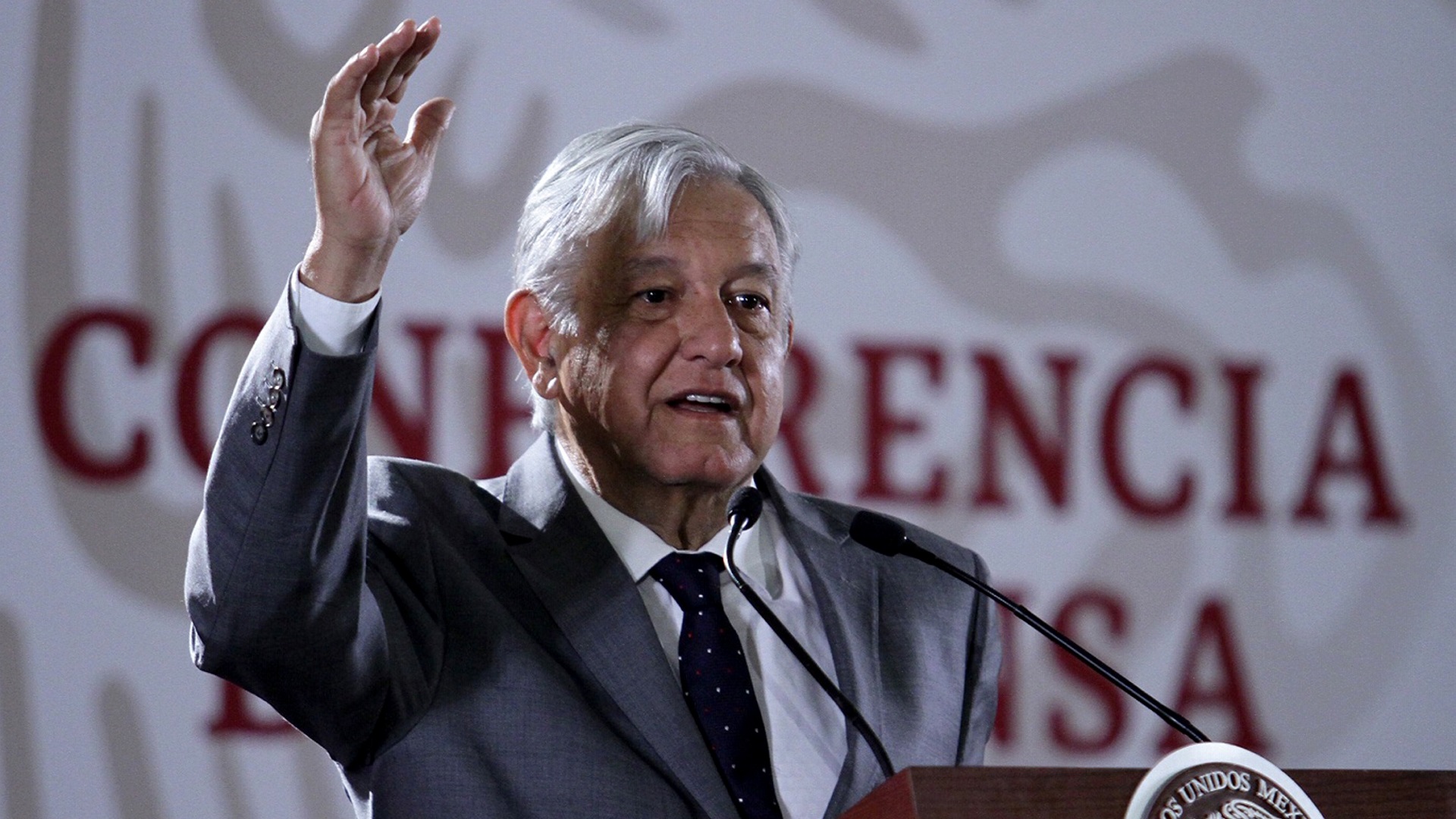 AMLO defenderá a gobernadores de abucheos AMLO defenderá a gobernadores de abucheos