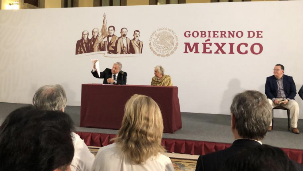 Redoblar esfuerzos y mantener austeridad: López Obrador a funcionarios Redoblar esfuerzos y mantener austeridad: López Obrador a funcionarios