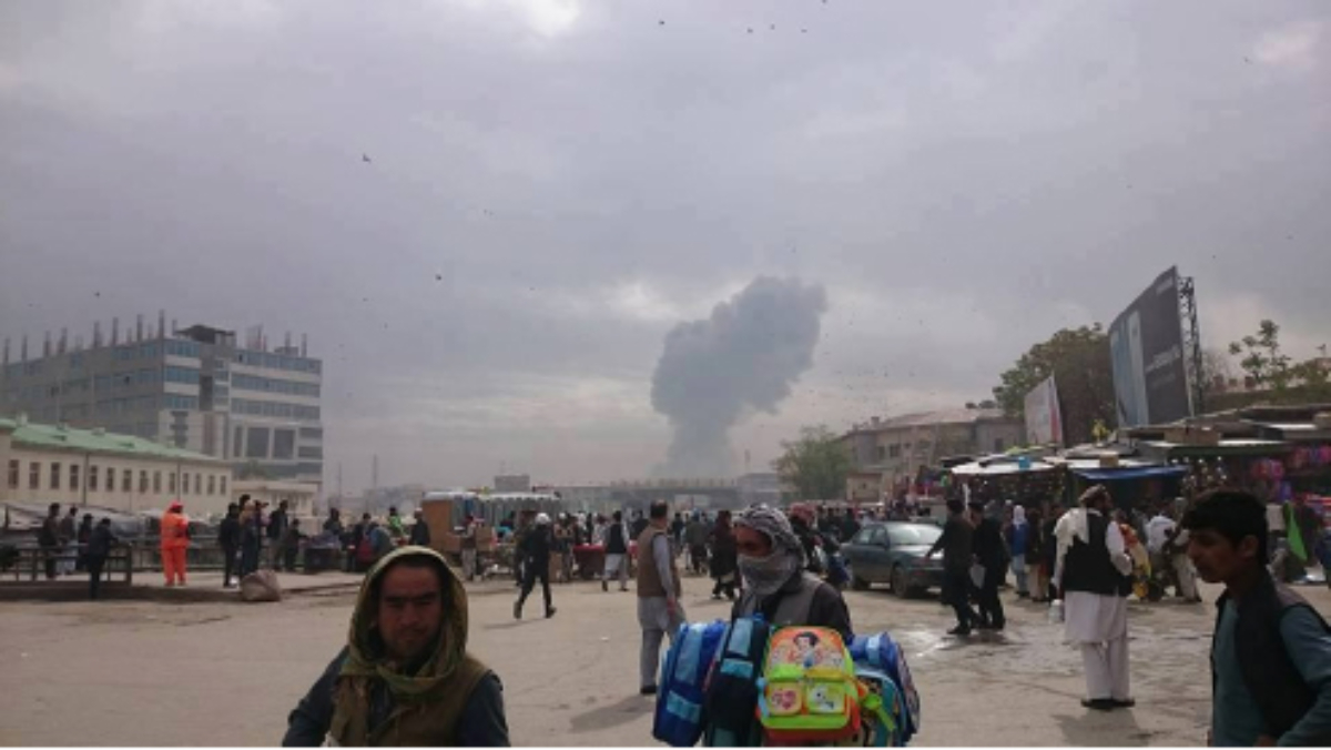 Mueren 14 civiles en bombardeo aliado en Afganistán