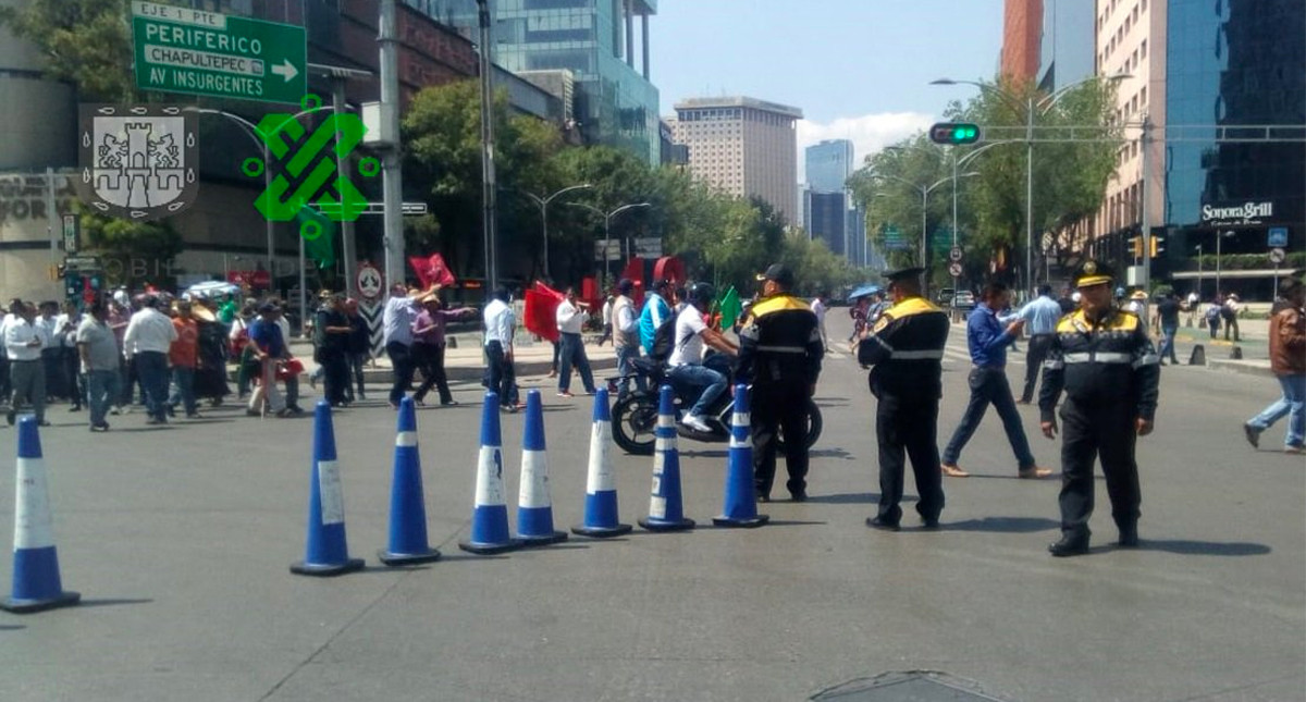 Inicia marcha del Ángel de la Independencia al Zócalo capitalino