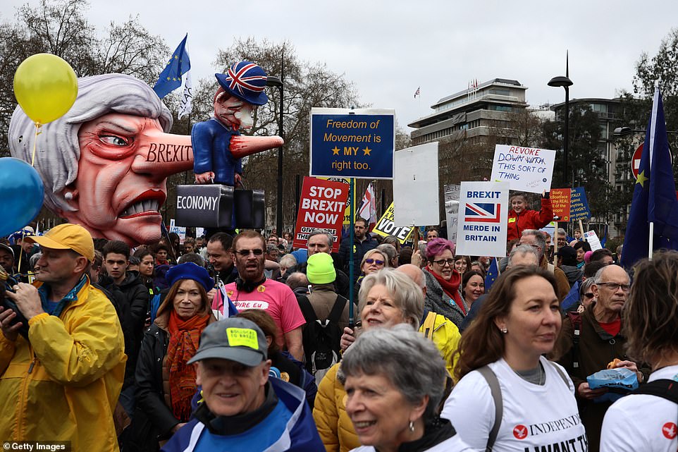 Británicos marchan por rechazo a Brexit y piden nuevo referéndum - marcha-brexit-londres2