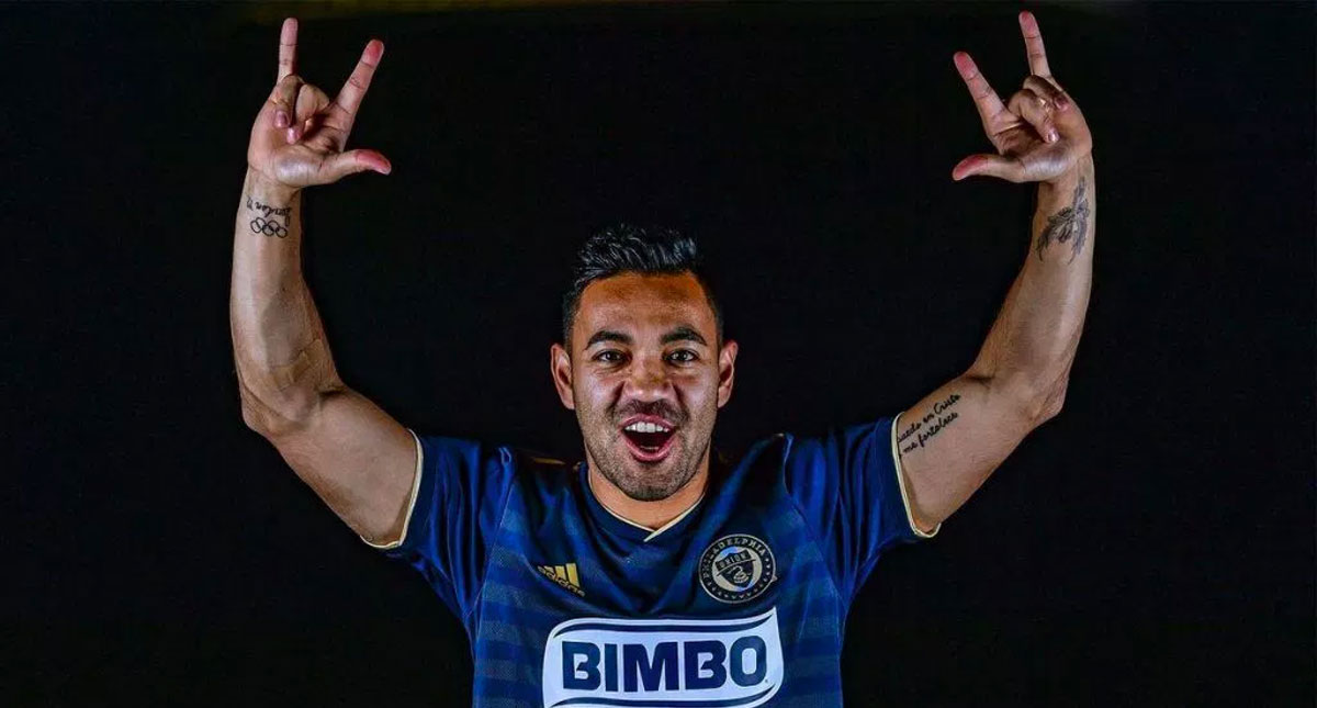 Marco Fabian recibe suspensión y multa económica tras agresión