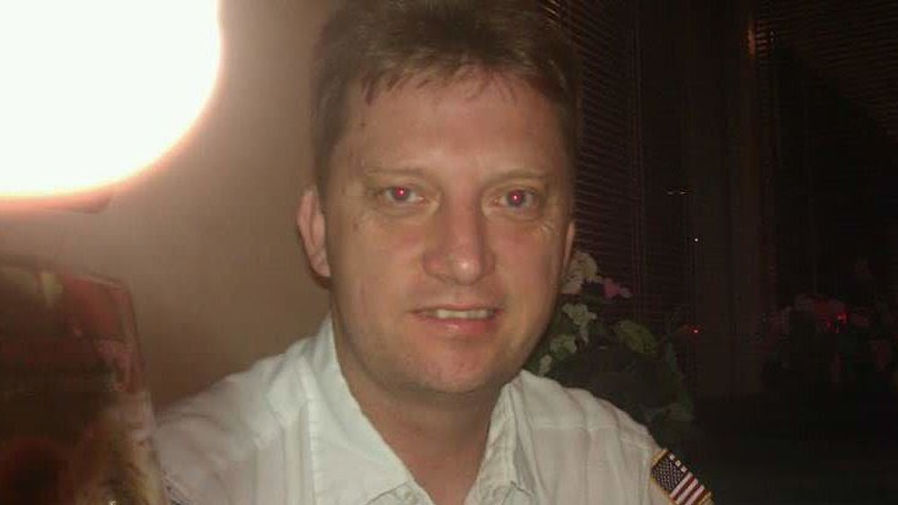 Condenan a estadounidense a 10 años de cárcel en Irán