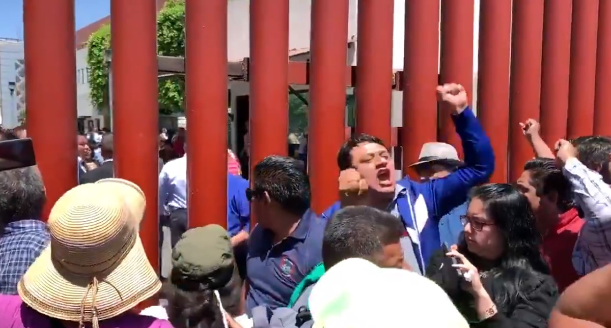 CNTE bloquea San Lázaro en rechazo a dictamen sobre Reforma Educativa