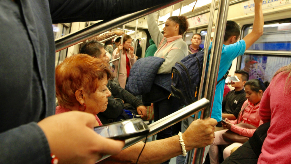 Un 91 por ciento de mujeres se sienten inseguras en transporte público capitalino