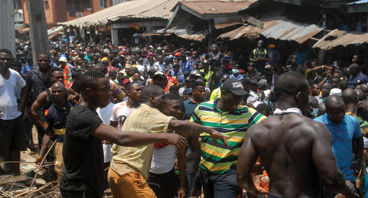México envía mensaje por derrumbe de escuela en Nigeria