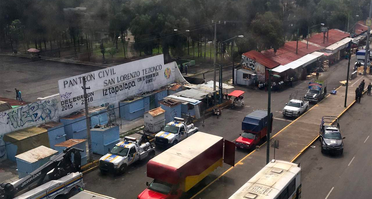 Incendio en panteón San Lorenzo Tezonco, en Iztapalapa
