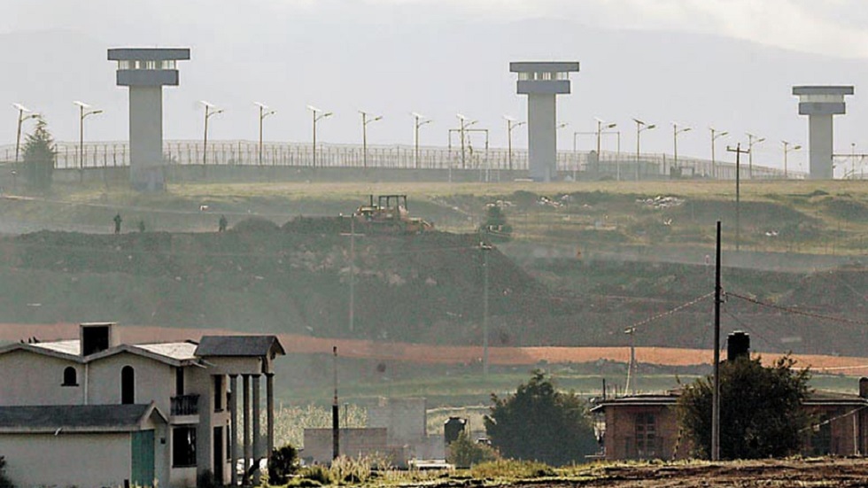 Emma Coronel pagó sobornos para tercera fuga de 'El Chapo', revela FBI - penal-del-altiplano