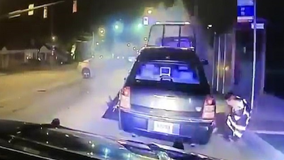 #Video Auto prensa pierna de operador de grúa tras ser chocado