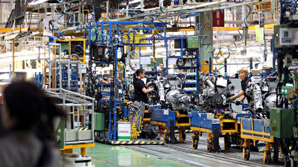 Nissan eleva a 600 el recorte de personal en planta de Barcelona