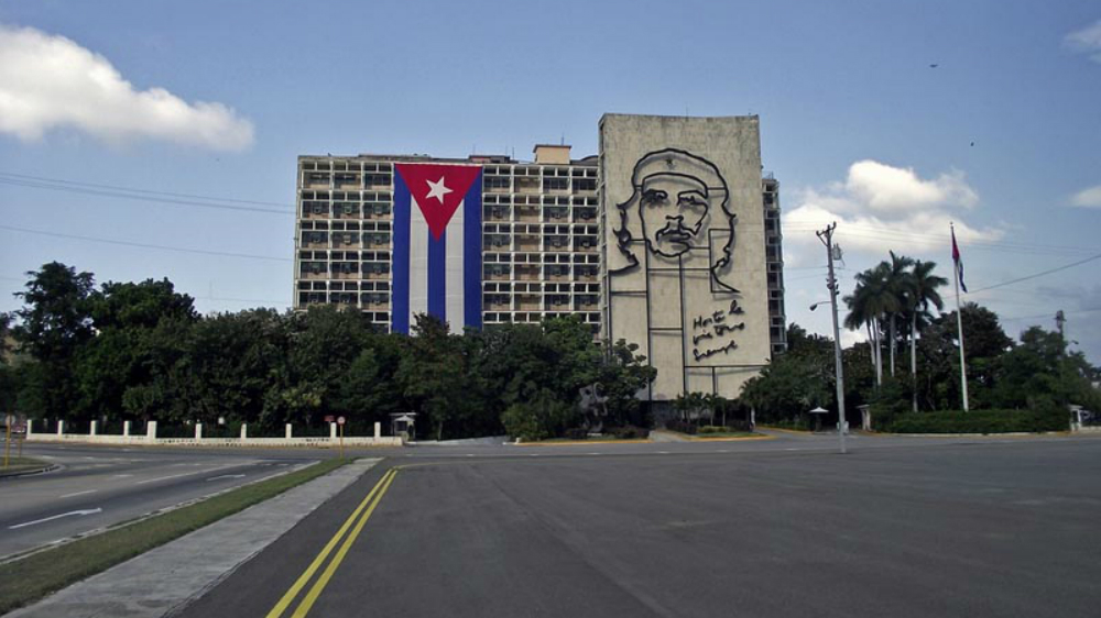 Nueva Constitución de Cuba garantiza continuidad de la revolución