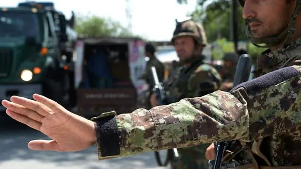 Mueren nueve policías en Afganistán tras ataque de talibanes