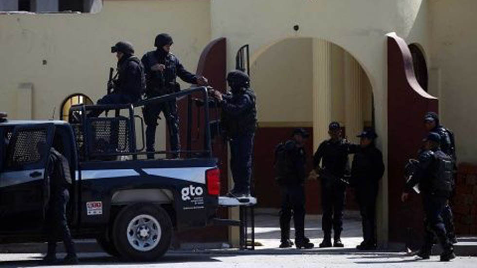 Confirman a policía federal entre los detenidos en Guanajuato