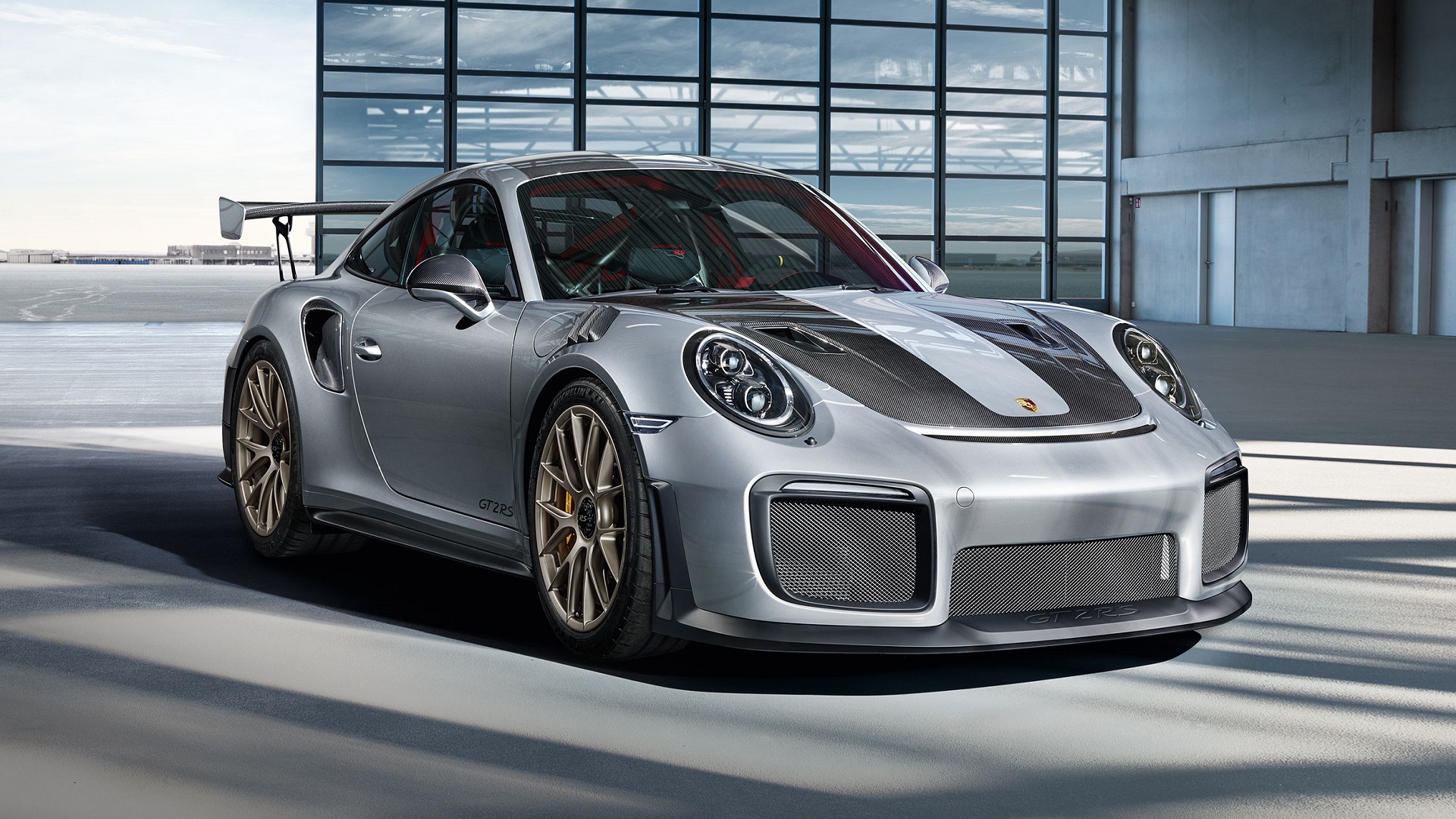 Se hunde barco con 37 Porsches en costa de Francia - porsche-911-gt2-rs