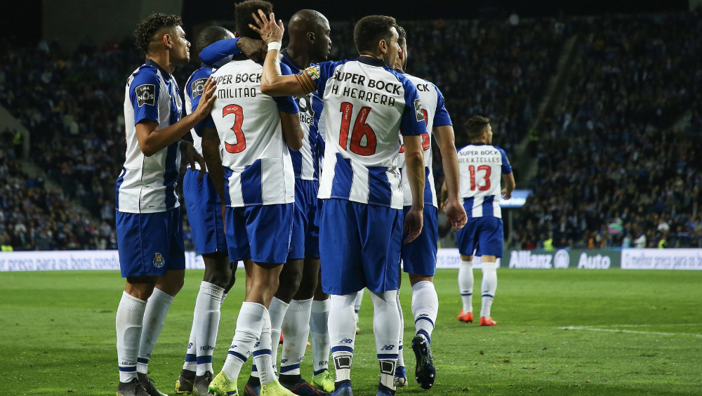 Porto golea a Marítimo con Héctor Herrera y Jesús Corona de titulares