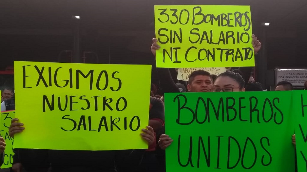 Bomberos vuelven a bloquear Avenida Insurgentes - protesta-de-bomberos