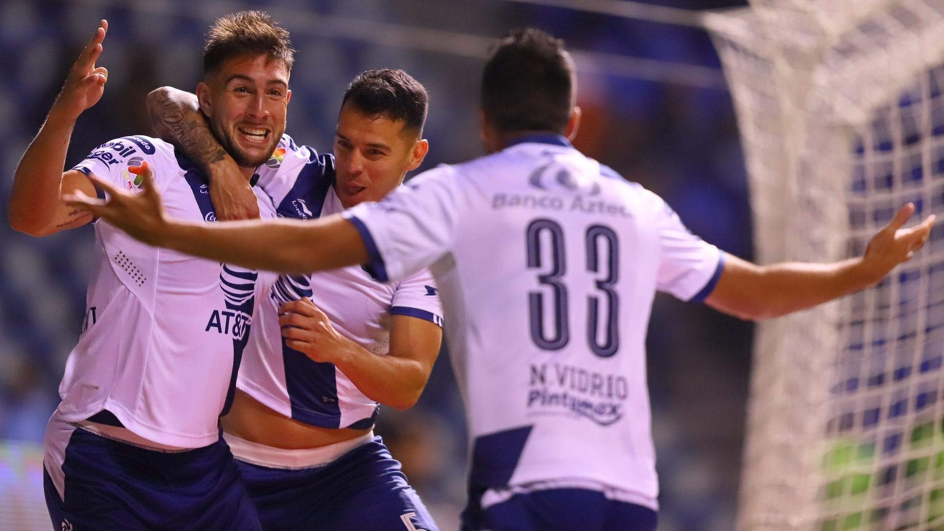 Puebla logra su segunda victoria en casa ante los Pumas