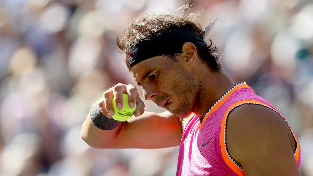 La rodilla deja a Nadal fuera de Indian Wells; Federer finalista