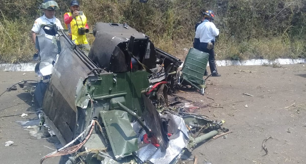 #Video Avioneta se desploma durante show aéreo