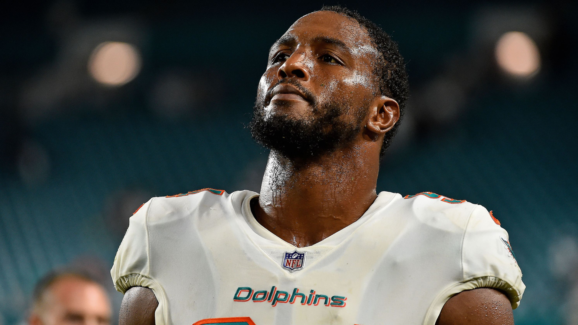 Vaqueros de Dallas contratan a Robert Quinn Vaqueros de Dallas contratan a Robert Quinn