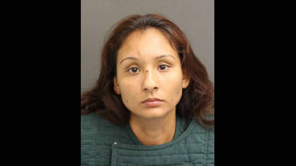 Madre de Florida apuñala y mata a su hija de 11 años