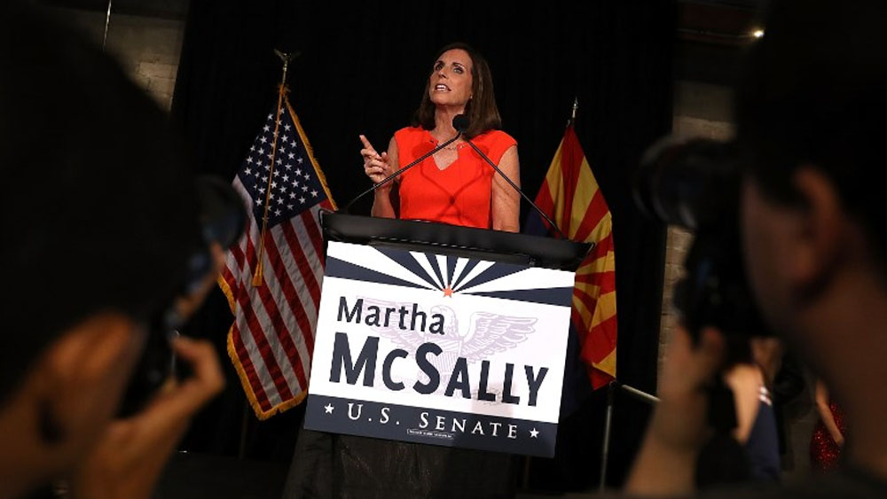 Senadora de EE.UU. afirma que fue violada en la Fuerza Aérea