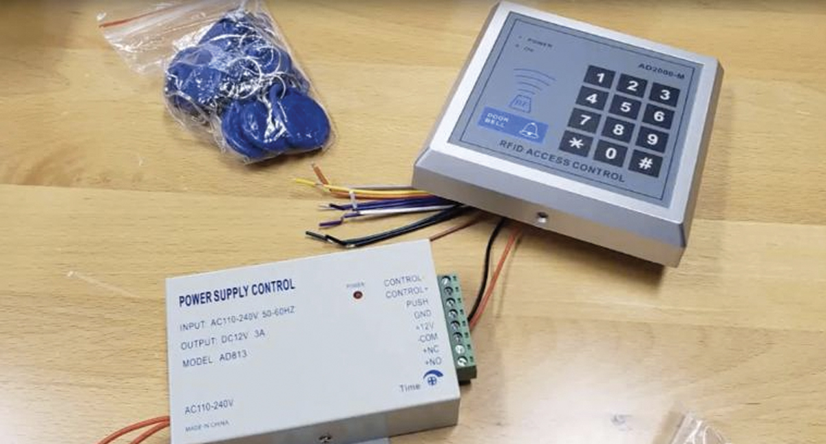 Estudiantes crean sistemas de seguridad contra tiroteos en EE.UU. - sistema-remoto