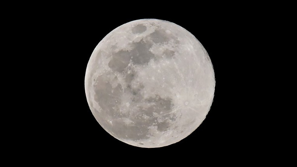 Así se ve la última superluna de 2019