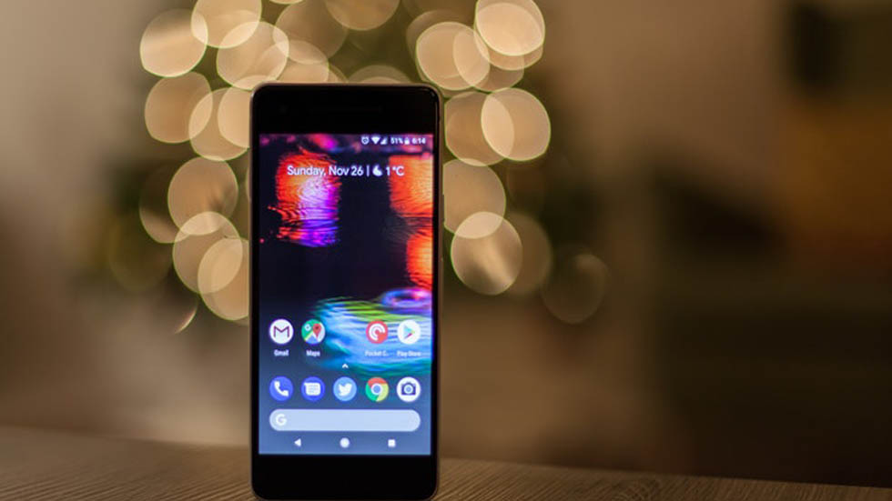 Privacidad de usuarios peligra con sistema de código abierto de Android - telefono-con-android